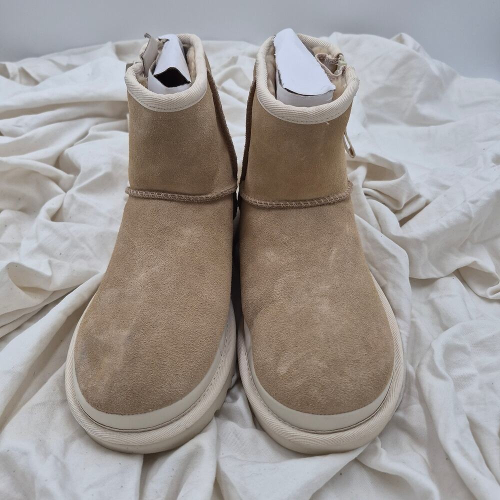 NEW UGG Mini Classic Zip Bootie shearling Tan shearling women's size 7